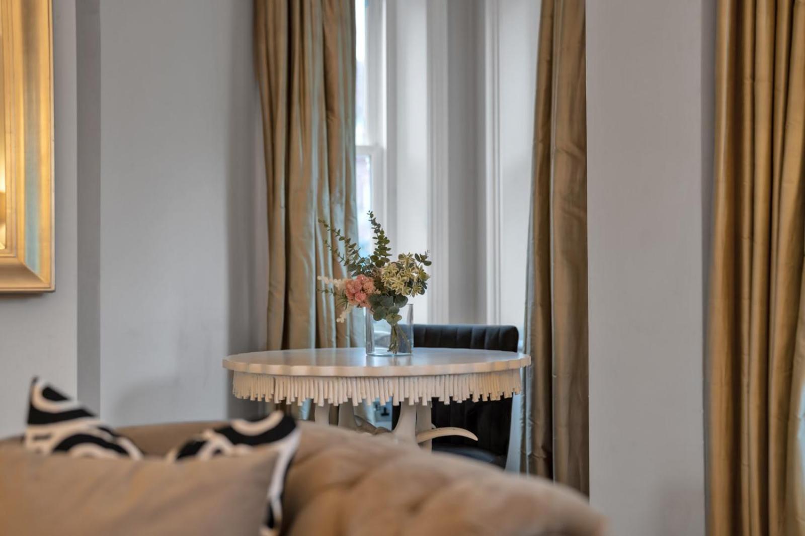 Knightsbridge - Hans Place Apartments London Exterior foto